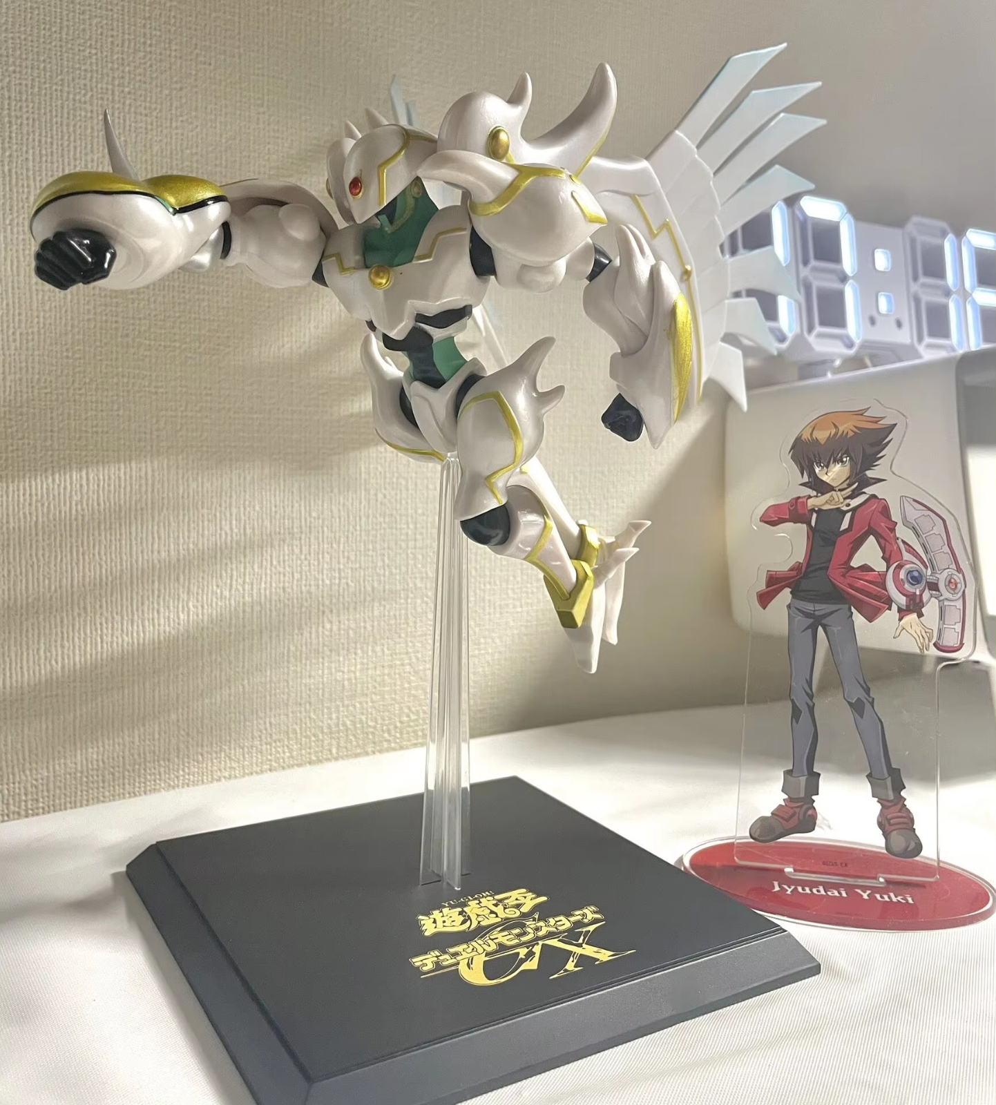 Yu-Gi-Oh! Monsters LEGION E - Hero Shining Flare Konami Anime Figure Sealed