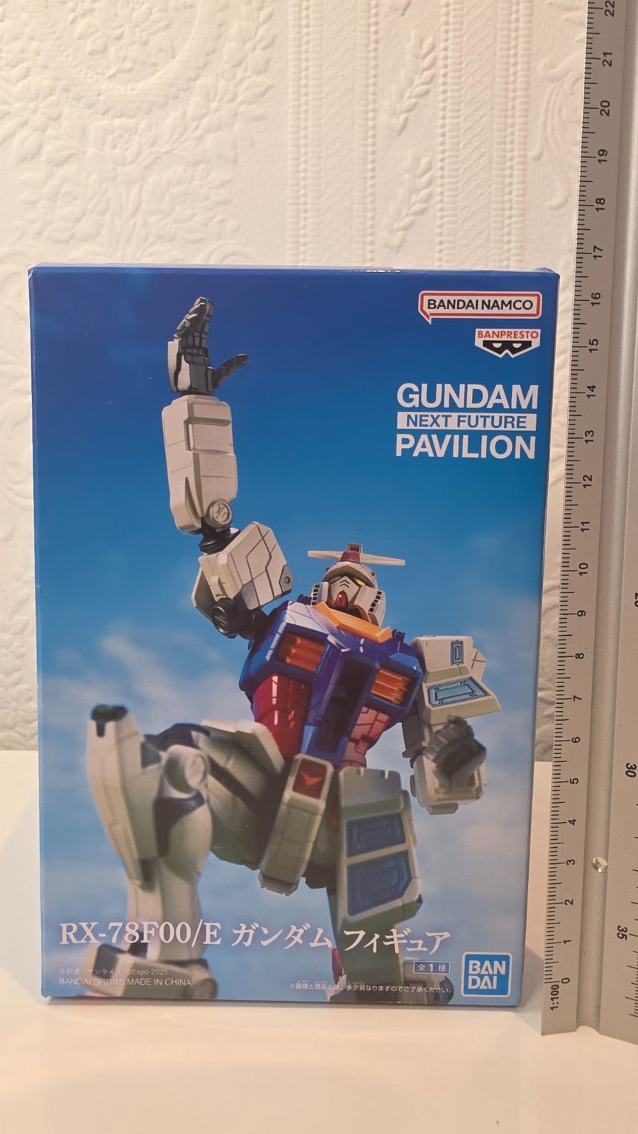 RX-78F00/E Gundam Next Future Pavilion Banpresto Anime Figure