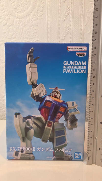 RX-78F00/E Gundam Next Future Pavilion Banpresto Anime Figure