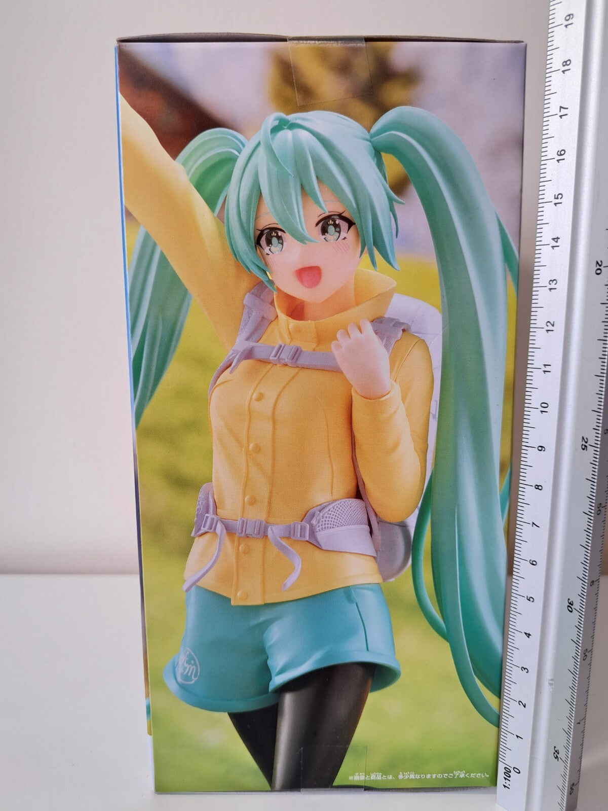 Hatsune Miku Holiday Memories Mountain Climbing Banpresto Vocaloid Figure