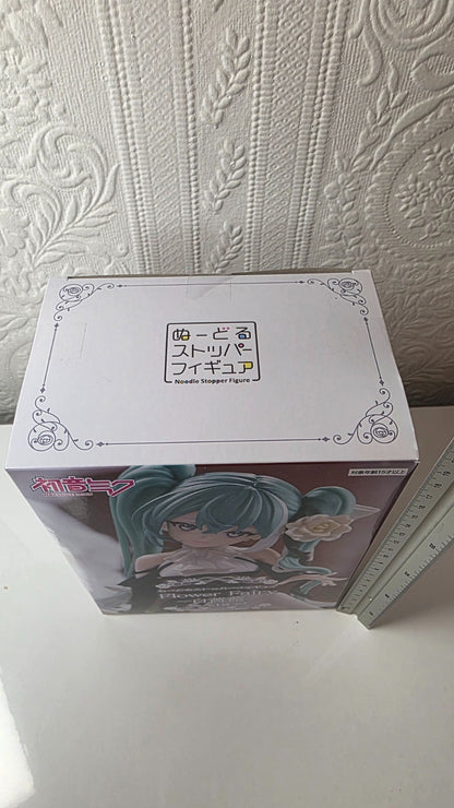 Hatsune Miku Flower Fairy White Rose FuRyu Noodle Stopper Vocaloid Figure Sealed