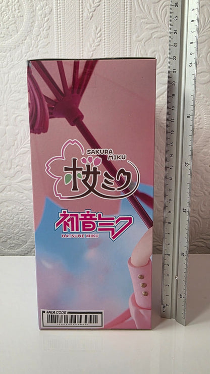 Sakura Miku AMP+ Sakura Dress Taito Artist Masterpiece + Hatsune Miku Figure