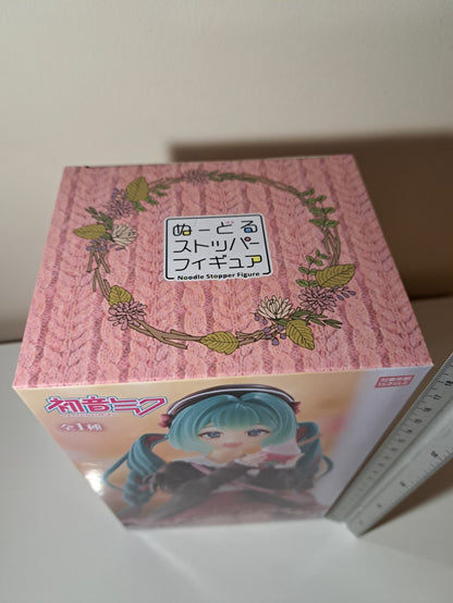 Hatsune Miku Autumn Date Pink Ver FuRyu Vocaloid Figure Sealed