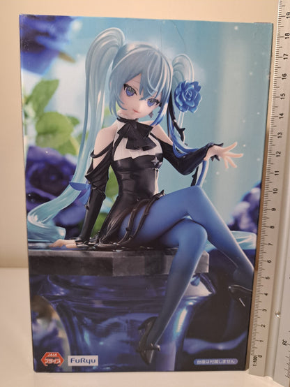 FuRyu Hatsune Miku Flower Fairy Blue Rose Noodle Stopper Figure