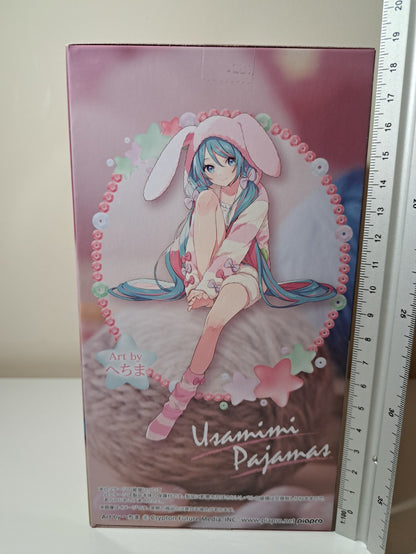Hatsune Miku Bunny Ear Pajamas FuRyu Vocaloid Figure Sealed