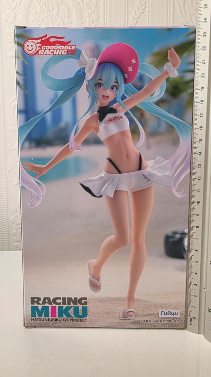 Racing Miku Trio Try iT Summer Holdiay Ver 2024 FuRyu Hatsune Miku GT Project