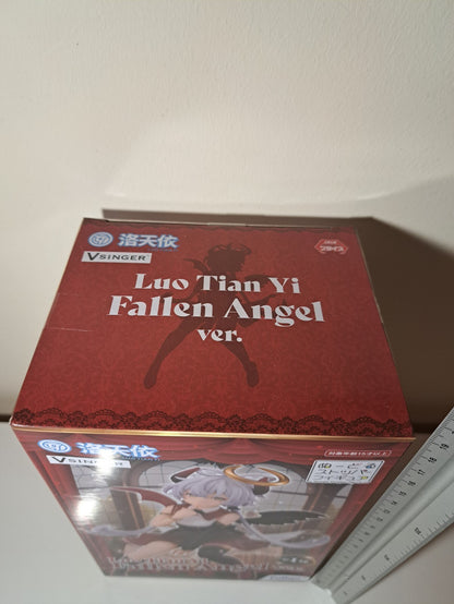 Luo Tian Yi Fallen Angel Ver FuRyu Noodle Stopper Figure V Singer Original