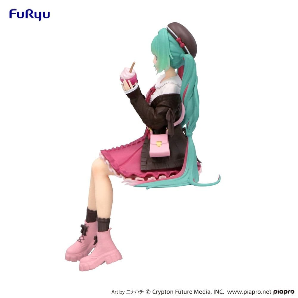 Hatsune Miku Autumn Date Pink Ver FuRyu Vocaloid Figure Sealed