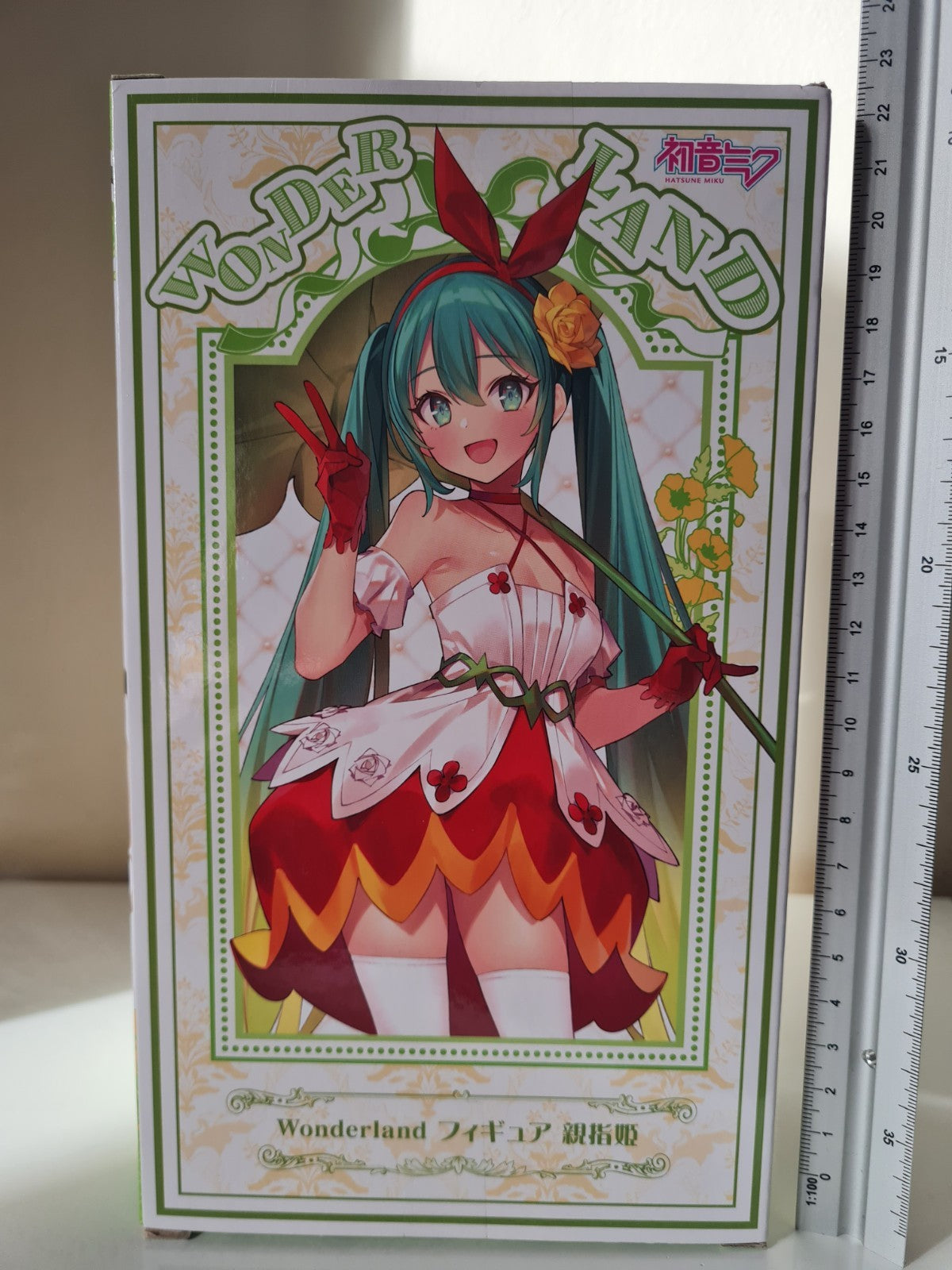 Hatsune Miku Wonderland Thumbelina Taito Vocaloid Figure