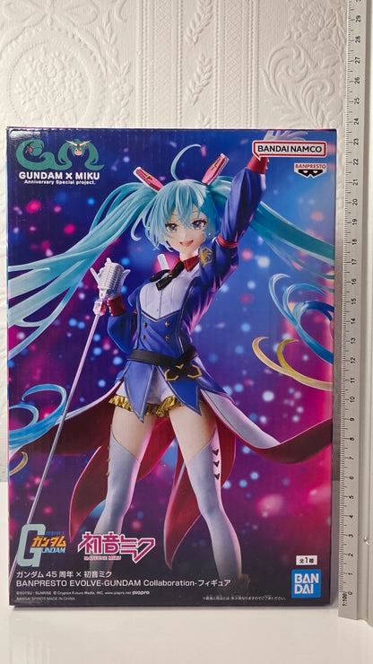 Hatsune Miku Evolve x Gundam 45th Anniversary Banpresto Vocaloid Figure Sealed