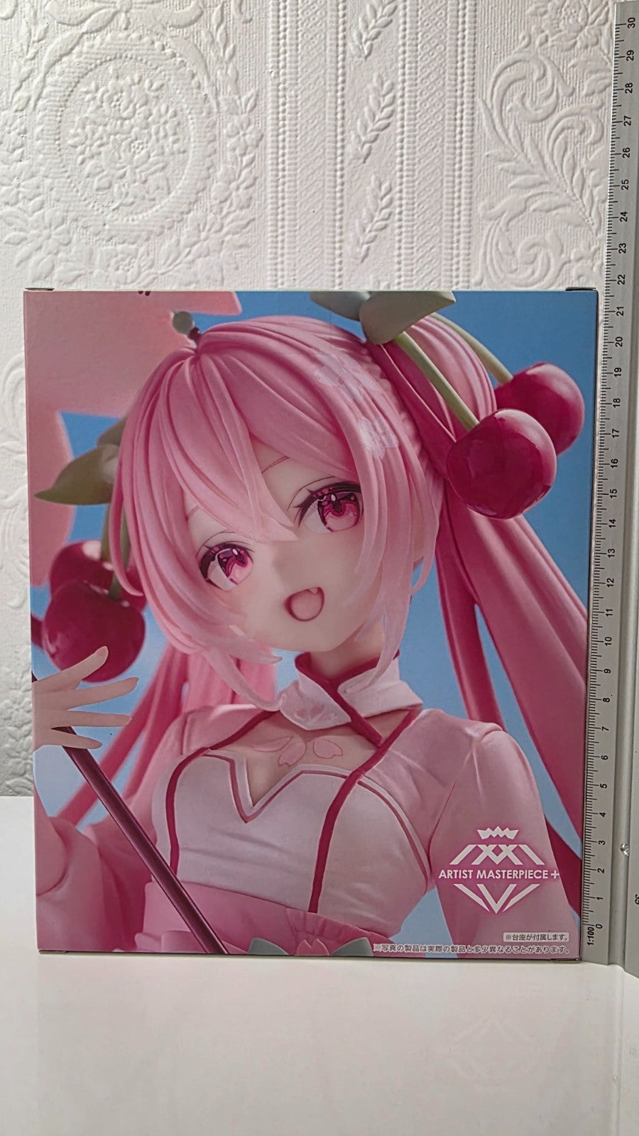 Sakura Miku AMP+ Sakura Dress Taito Artist Masterpiece + Hatsune Miku Figure