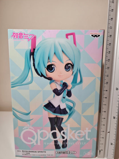 Hatsune Miku Q Posket V4X Style Ver B Banpresto Vocaloid Figure Sealed Prayer